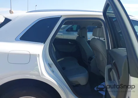 2020 Audi Q5 Premium 45 Tfsi Quattro S Tronic/Titanium Premium 45 Tfsi Quattro S Tronic z USA, uszkodzony, nr VIN WA1ANAFY3L2061855